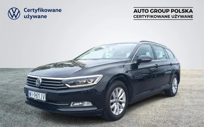 volkswagen passat radzyń podlaski Volkswagen Passat cena 76500 przebieg: 104500, rok produkcji 2019 z Radzyń Podlaski